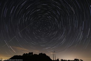 22-05-2017-IMG_8448-8525 Startrail-txt-1280.jpg